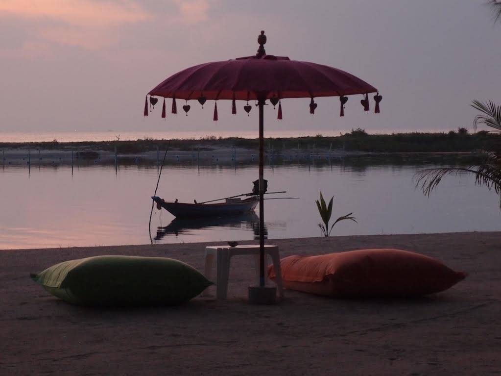 Angkana Hotel Bungalows