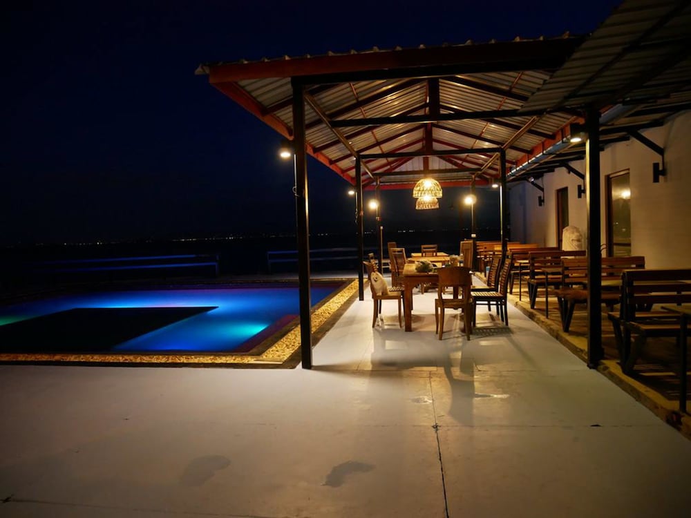 Backpacker Club - Hostel
