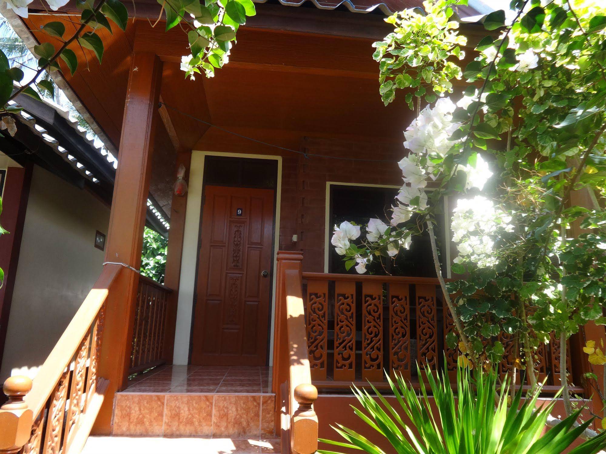 Bird Bungalow
