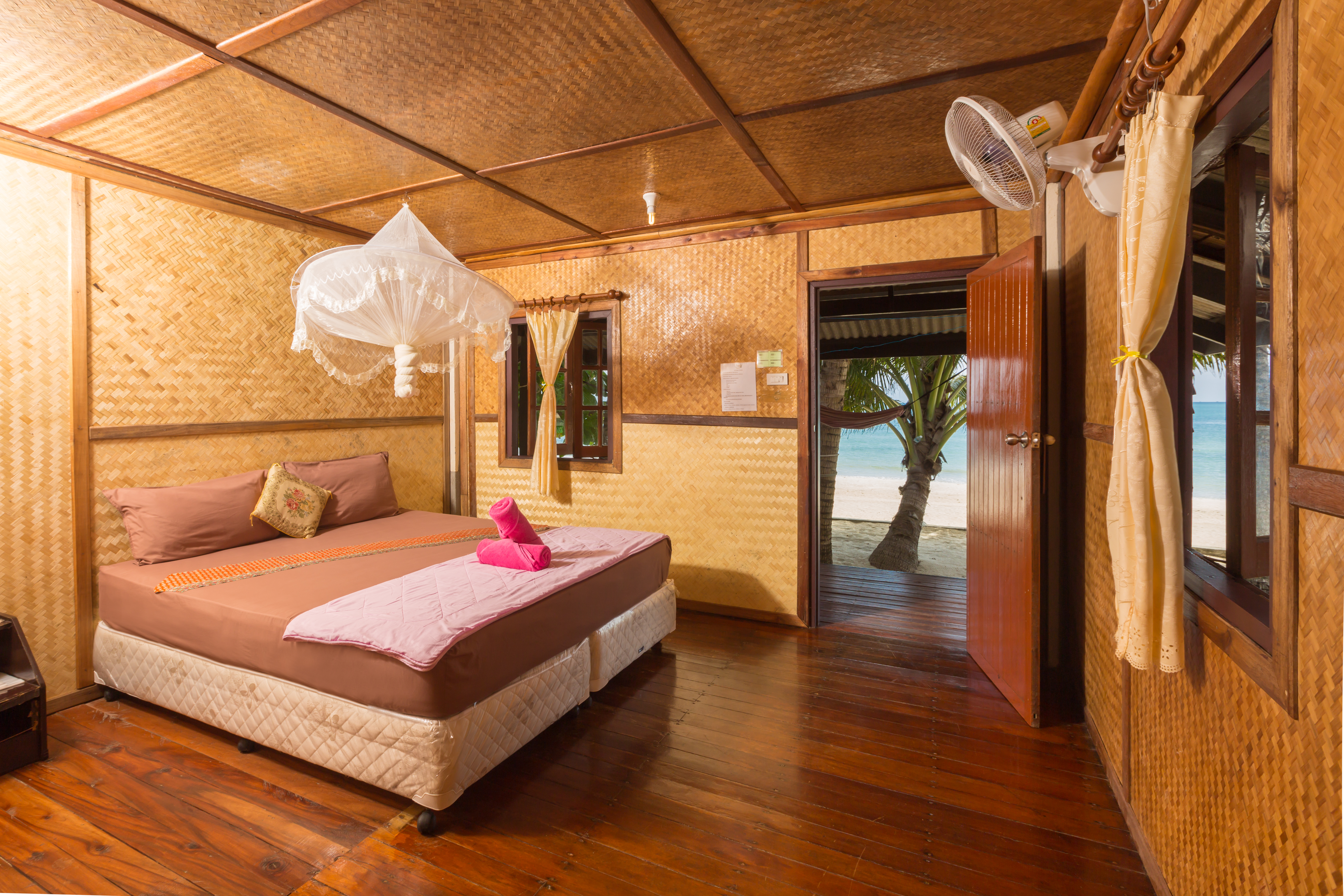 Bottle Beach 1 Resort