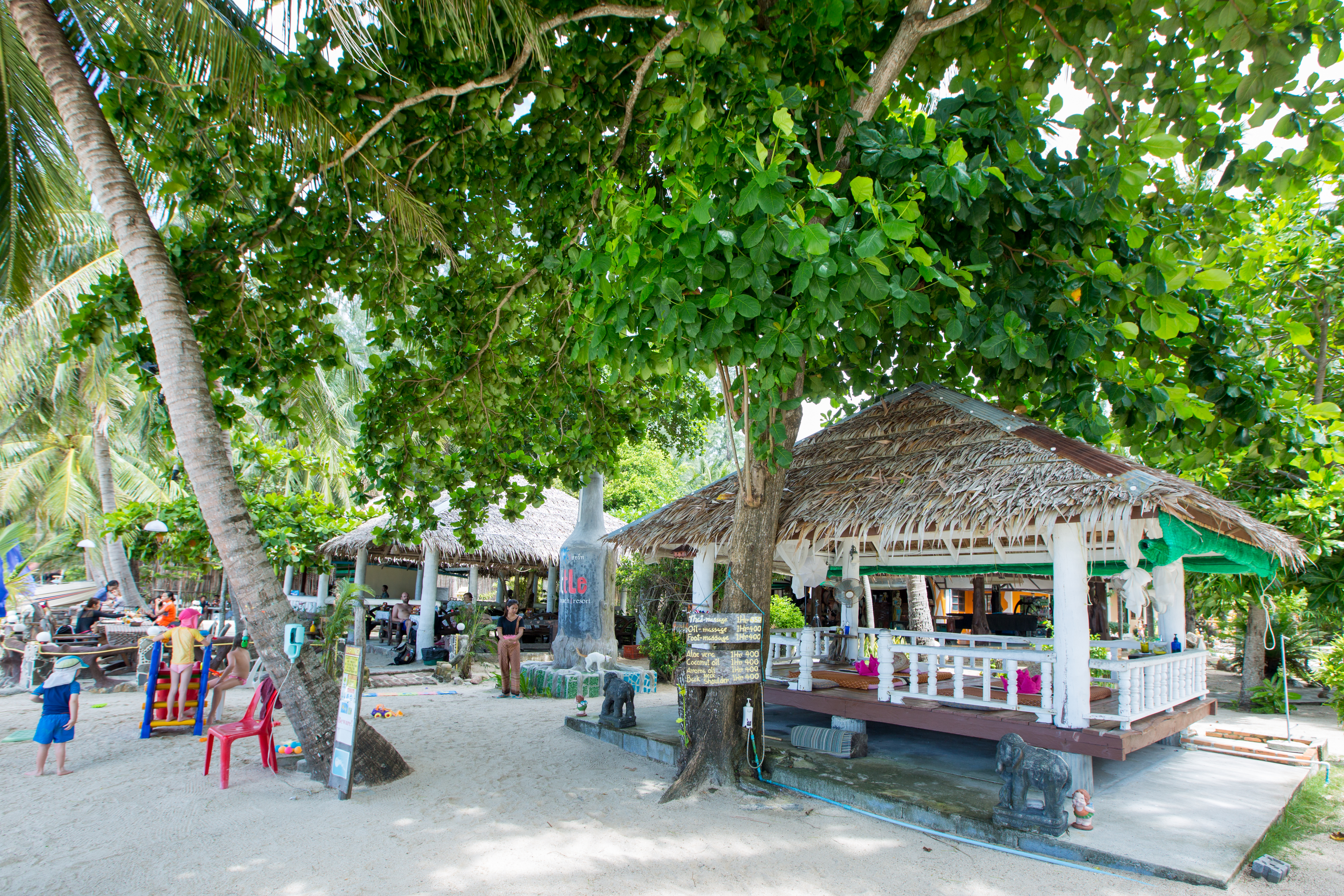 Bottle Beach 1 Resort