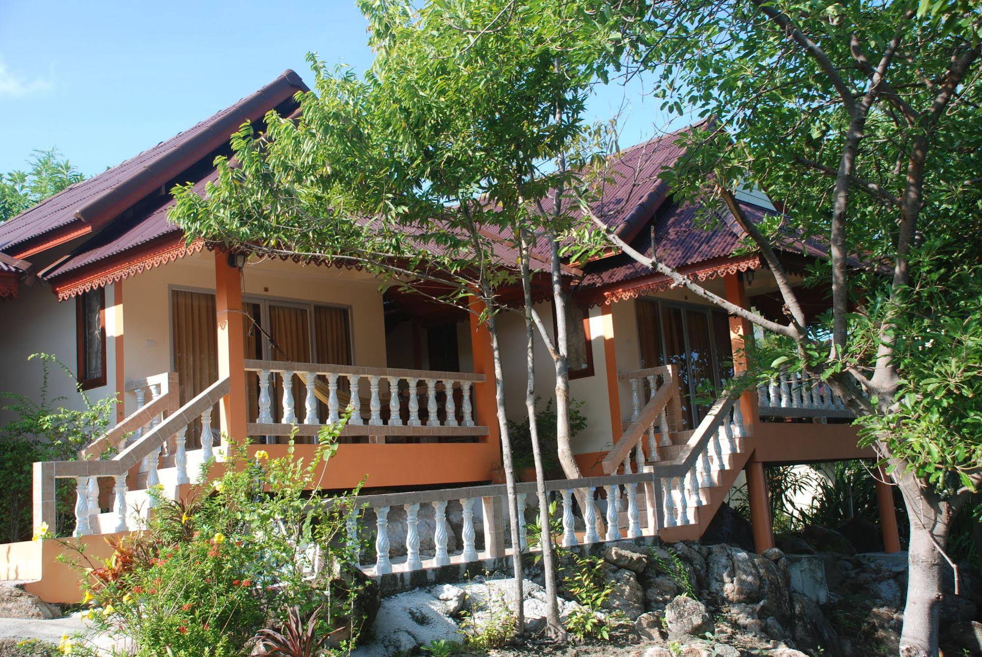 Bounty Resort
