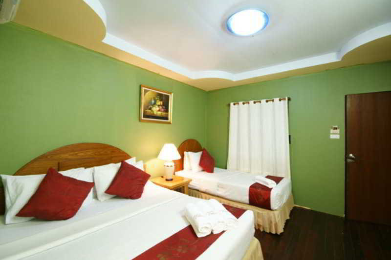 Central Cottage Resort