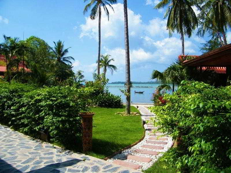 Cyana Beach Resort