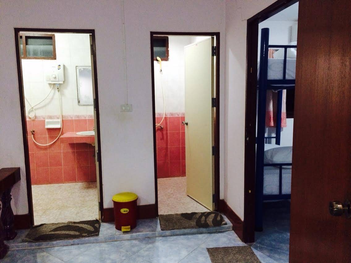 Domingo Hostel Phangan