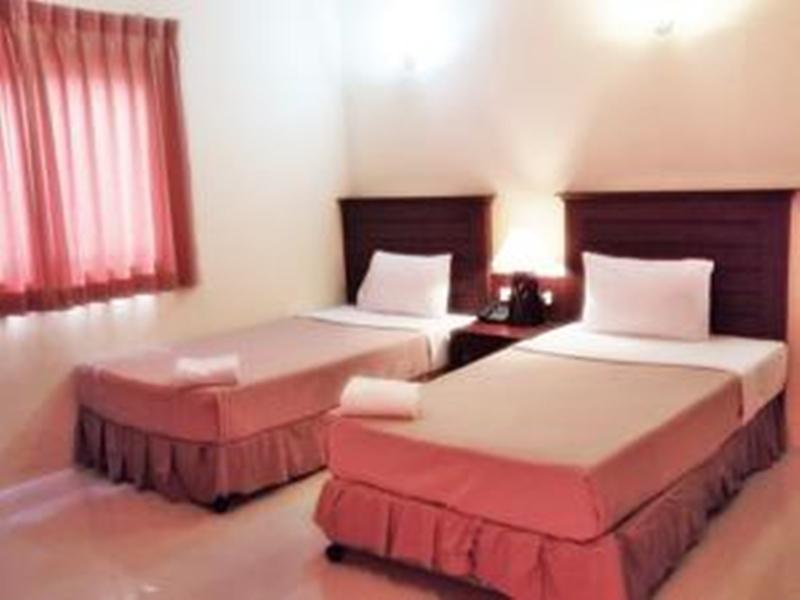 Drop In Club Resort & Spa