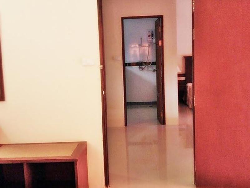 Drop In Club Resort & Spa