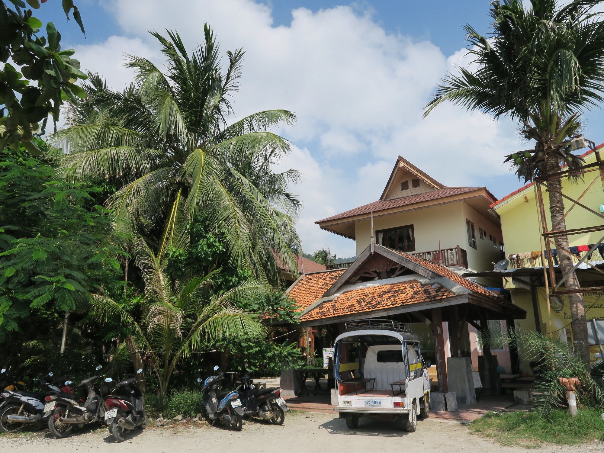 Family House Resort