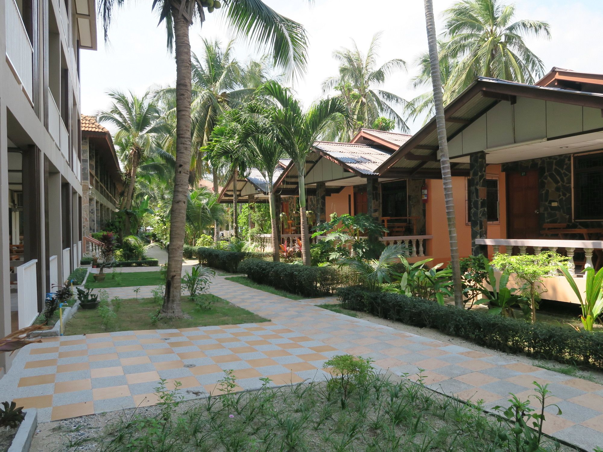Family House Resort