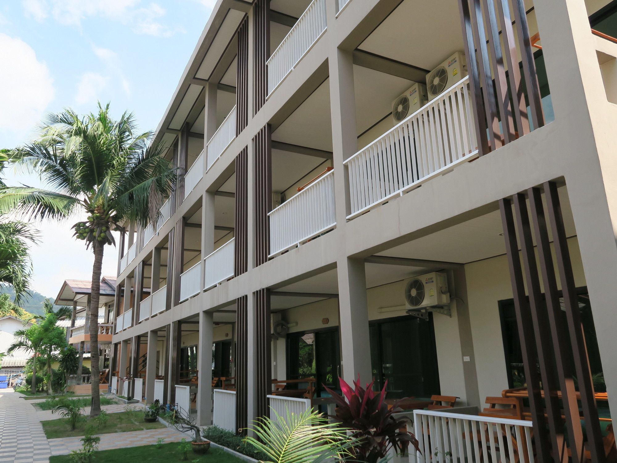 Family House Resort