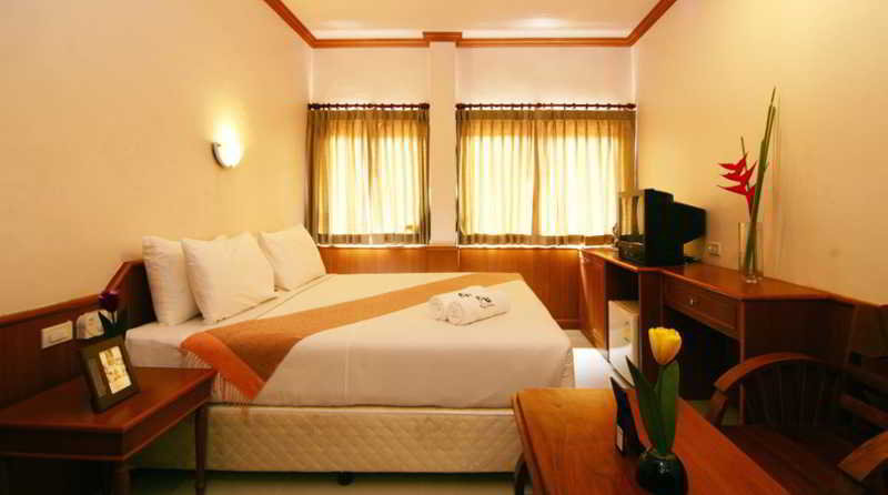 Haadyao Bayview Resort & Spa