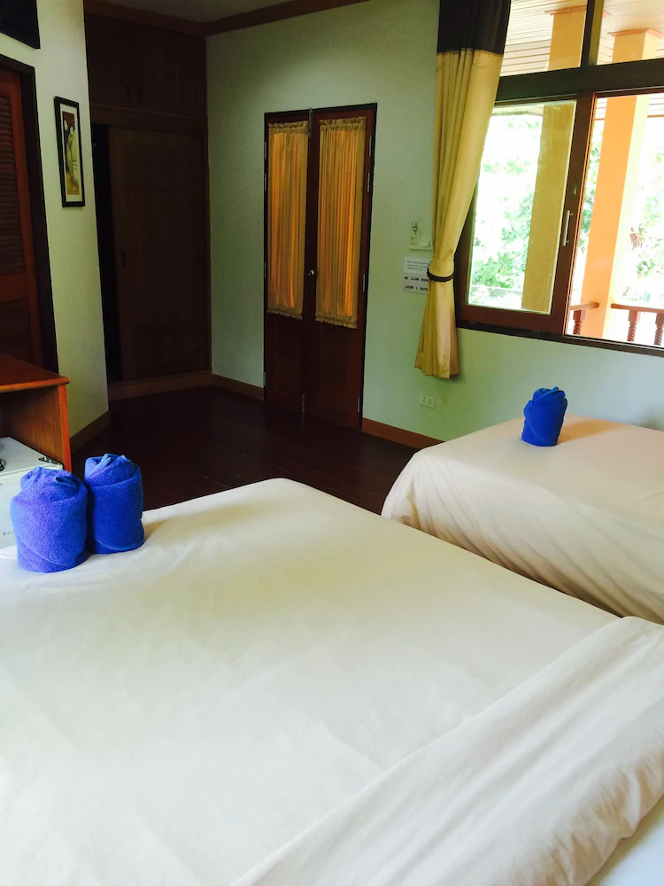 Haad Yao Villa