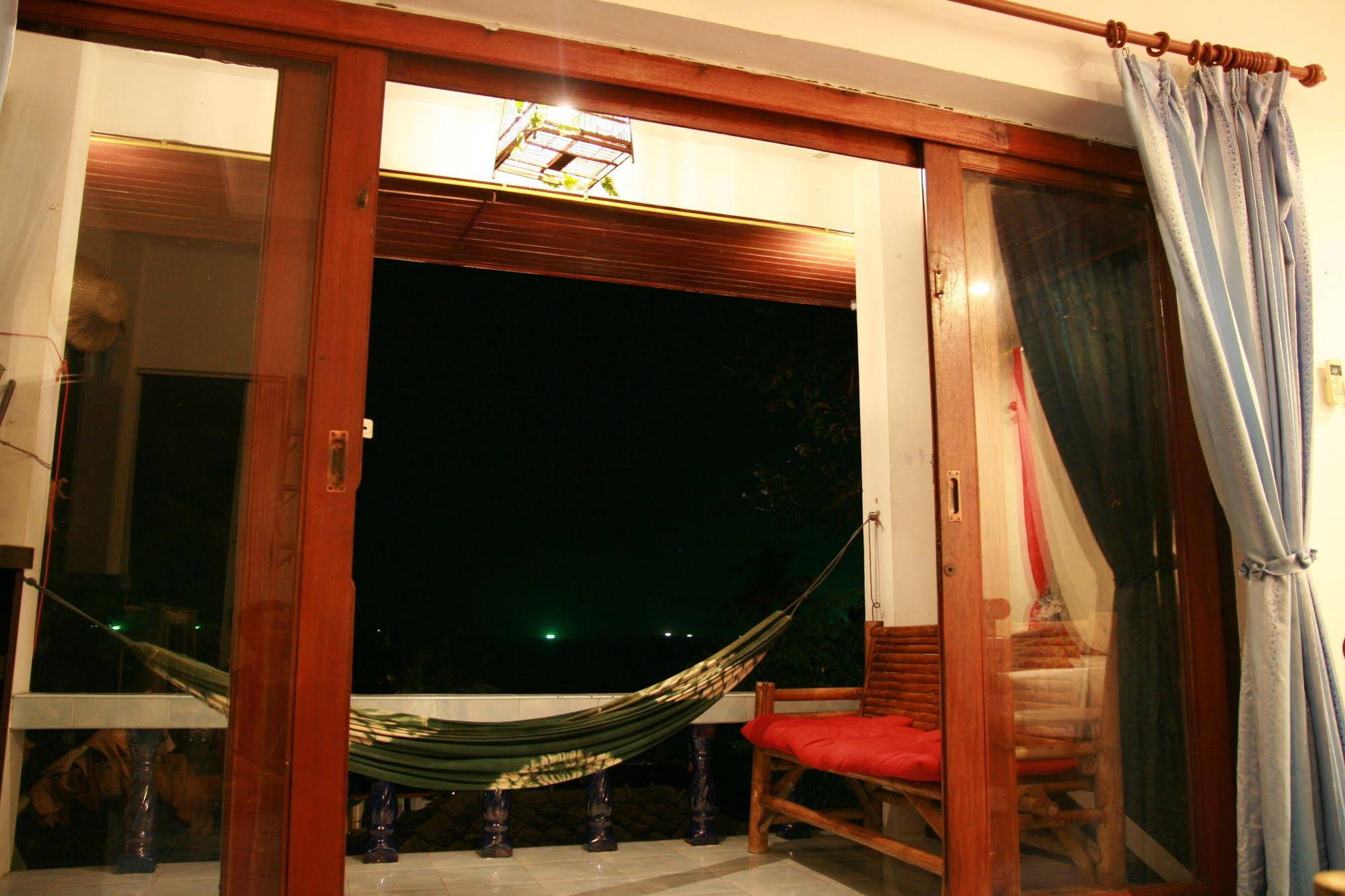 Hinkong Hut