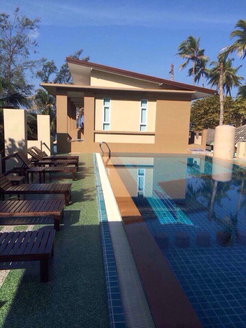 Hut Sun Bungalow