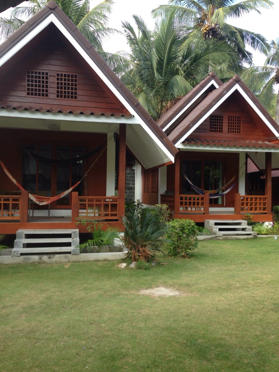 Hut Sun Bungalow