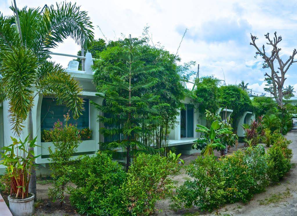 Le Divine Comedie Beach Resort