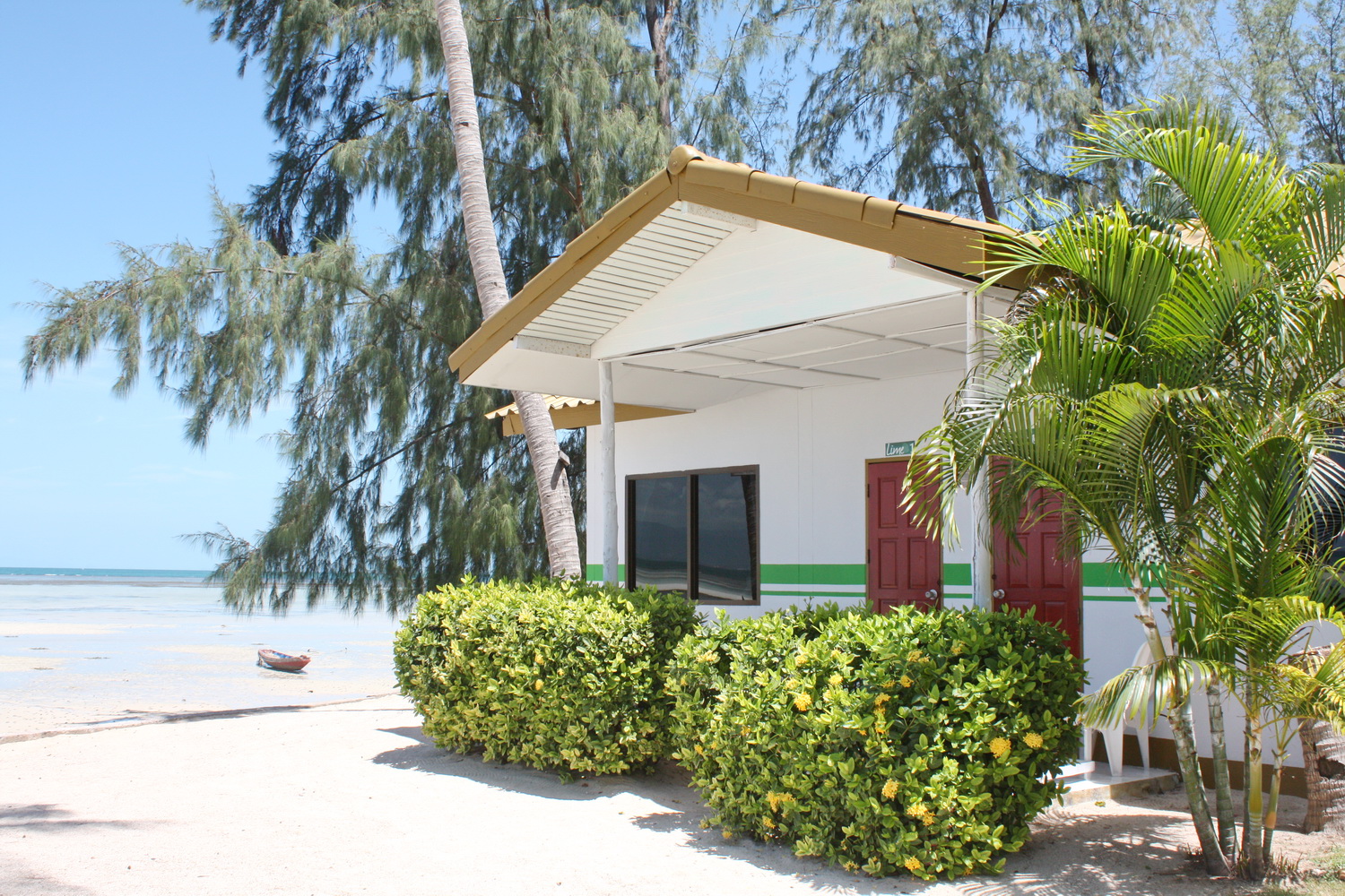 Lime N Soda Beachfront Resort