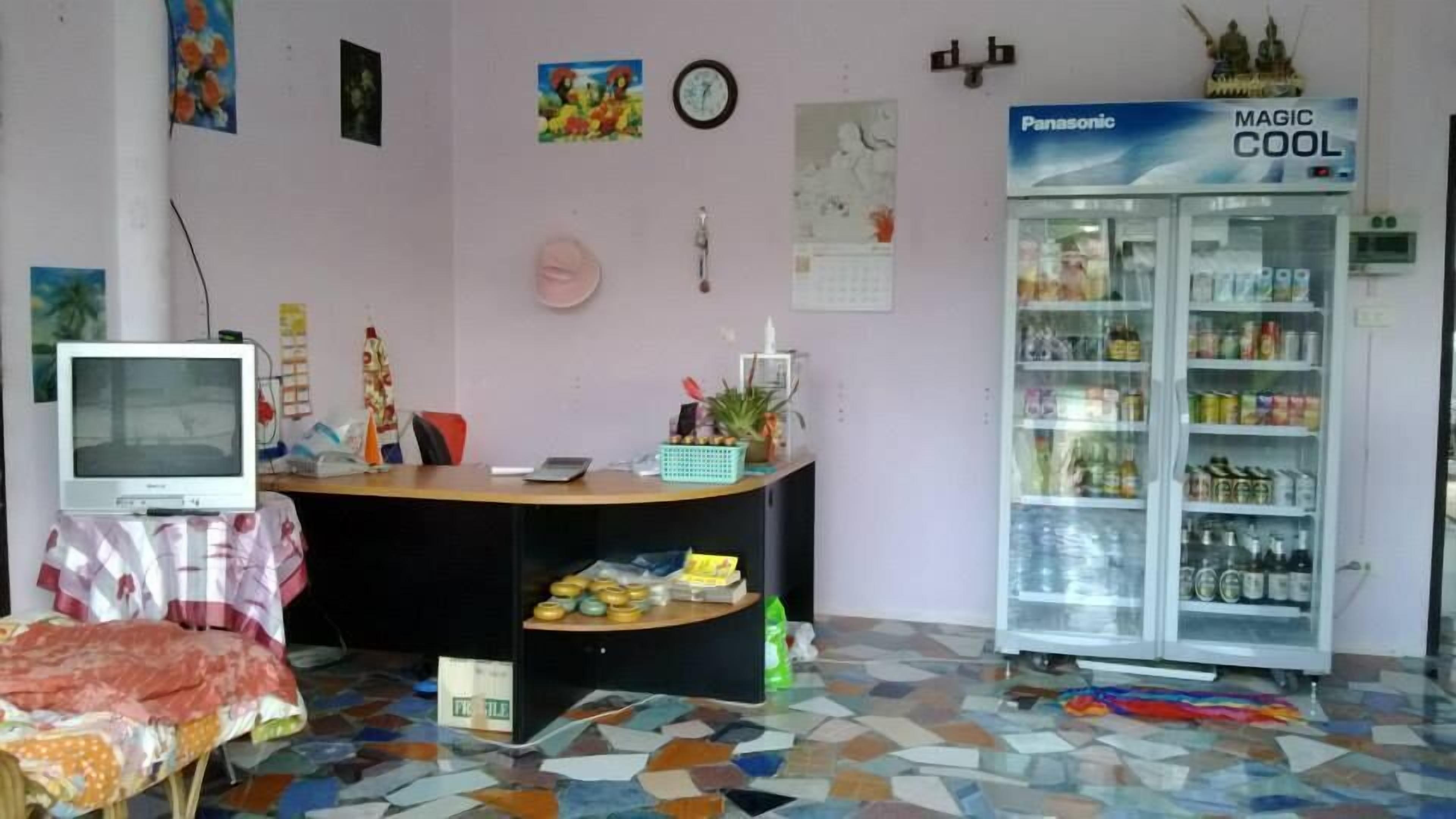 Maehaad Garden Inn
