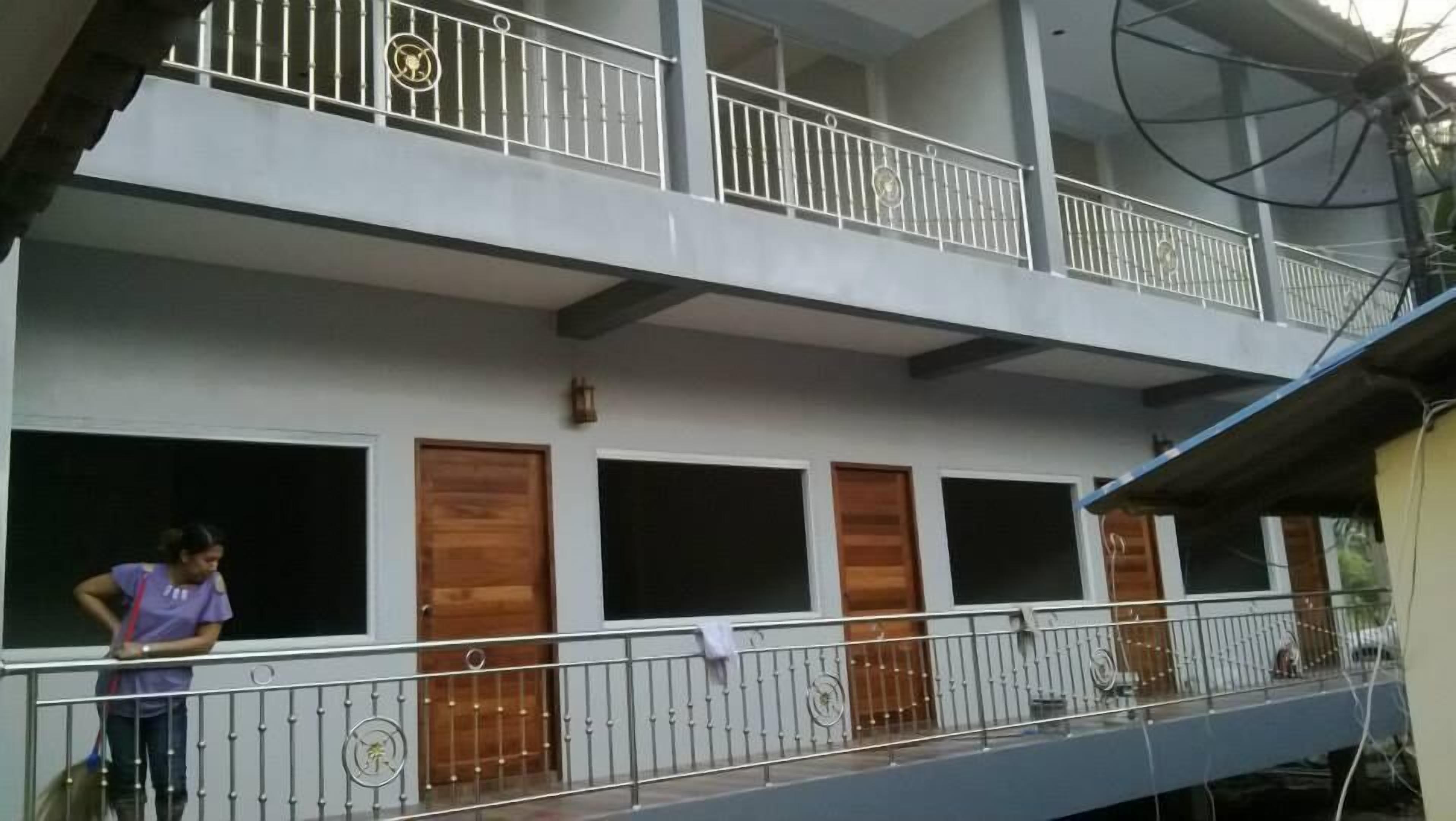 Maehaad Garden Inn