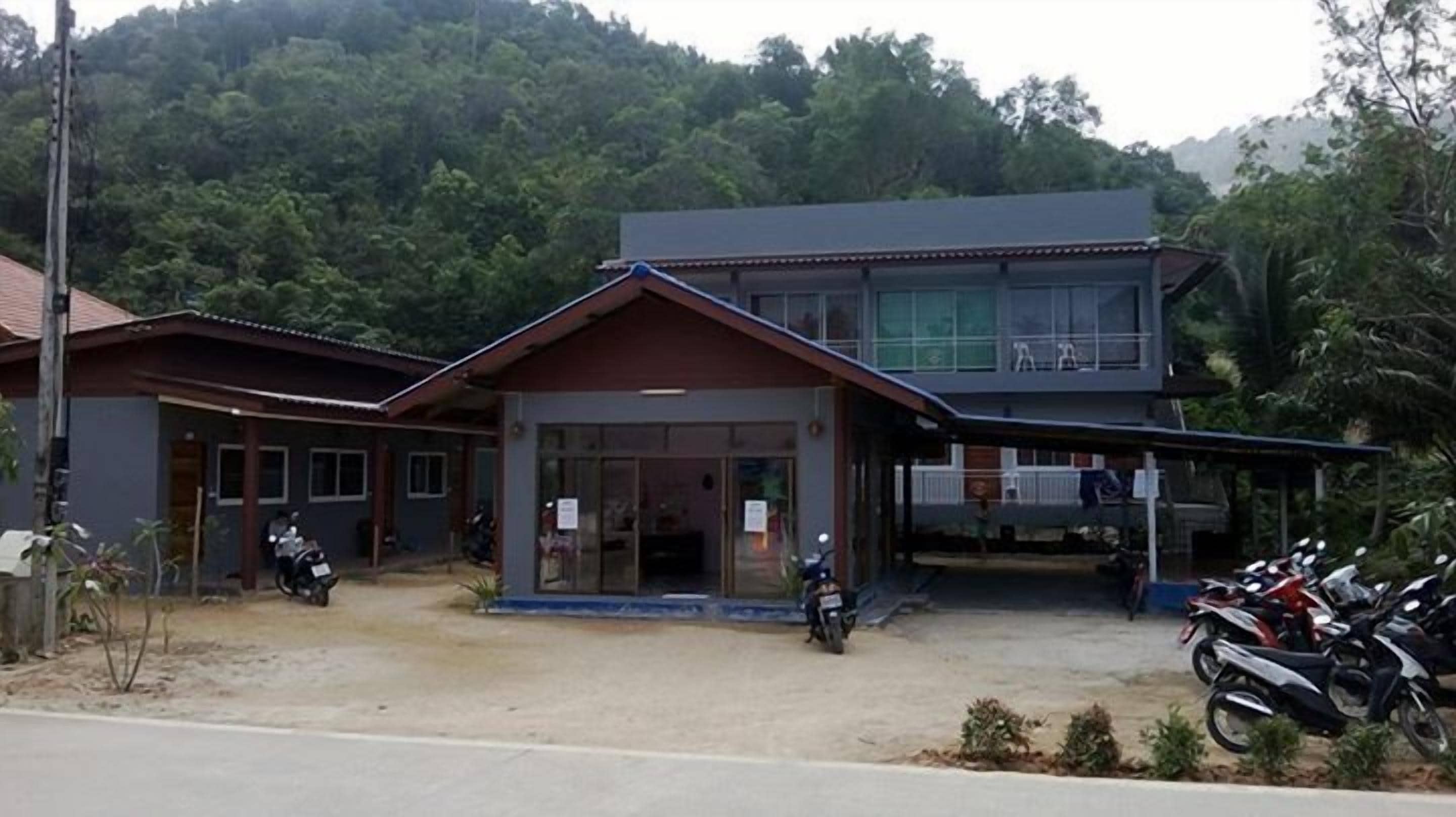 Maehaad Garden Inn