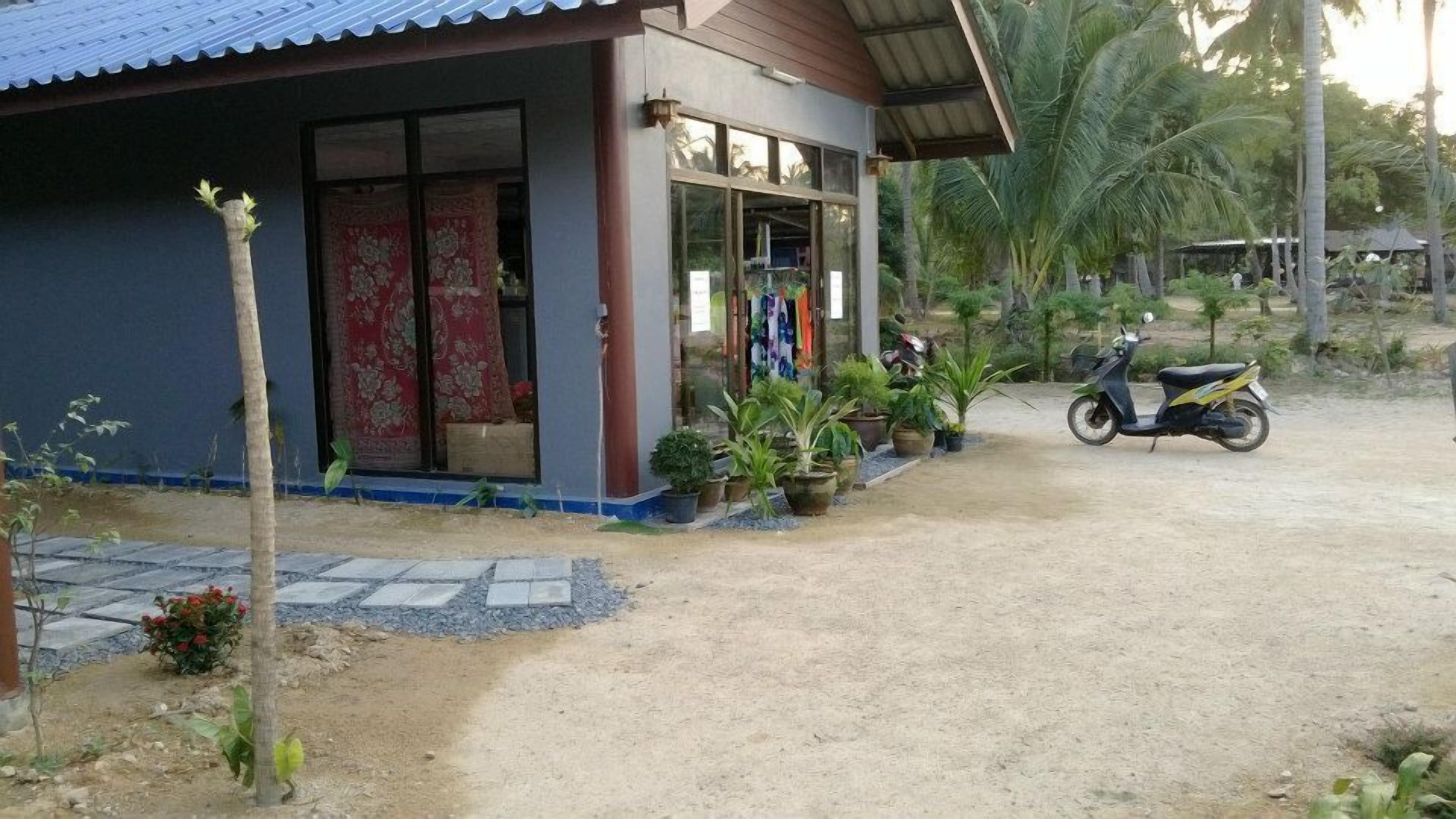 Maehaad Garden Inn