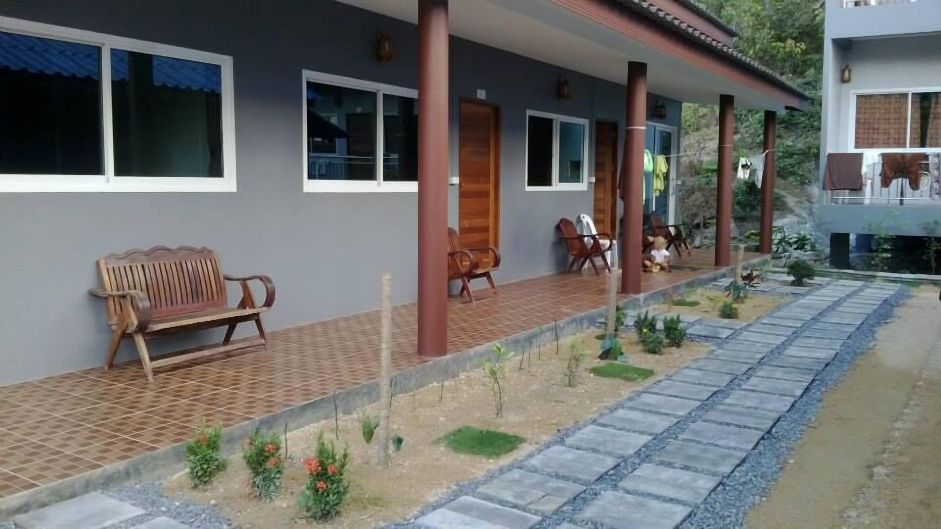 Maehaad Garden Inn
