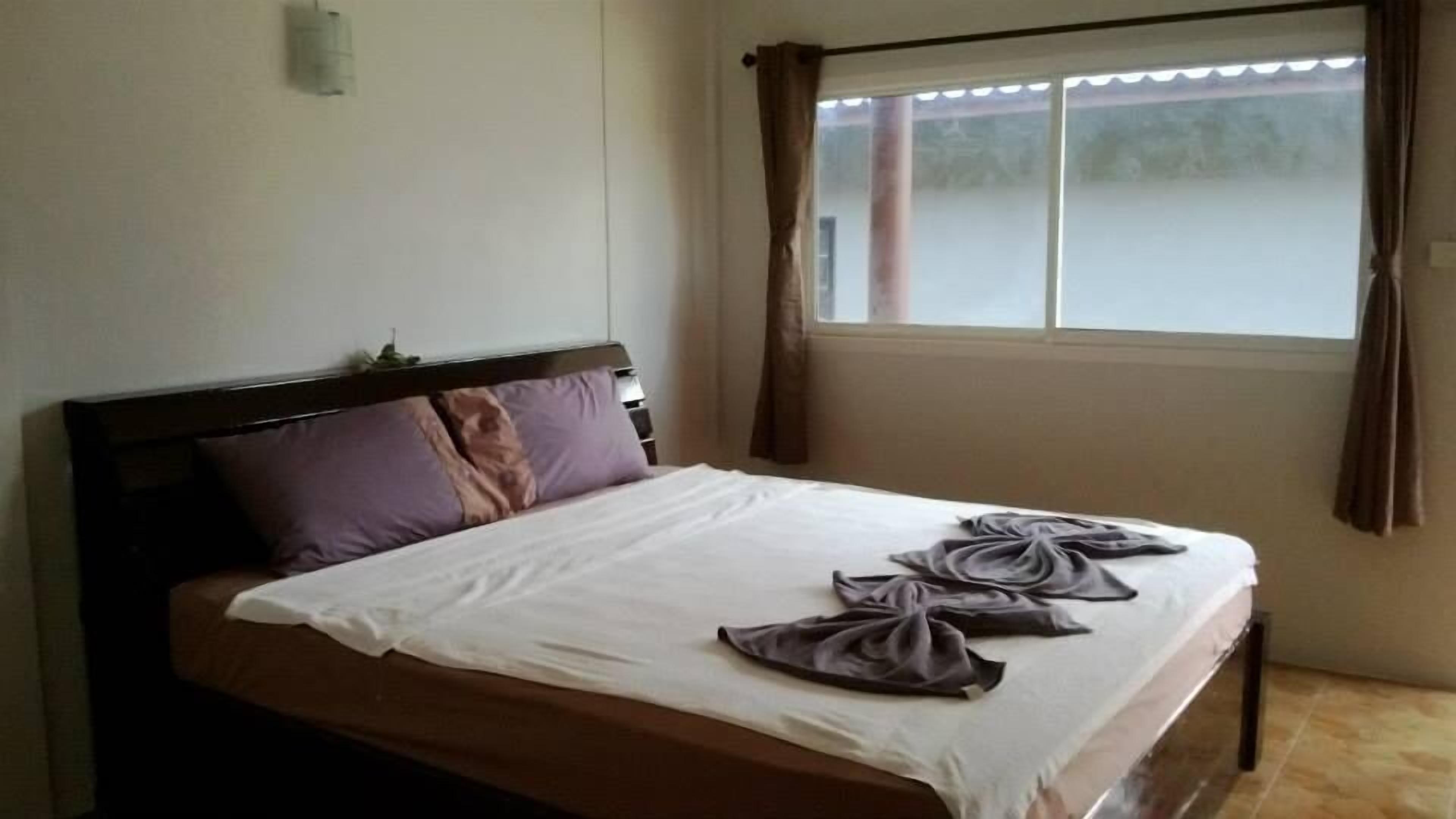 Maehaad Garden Inn