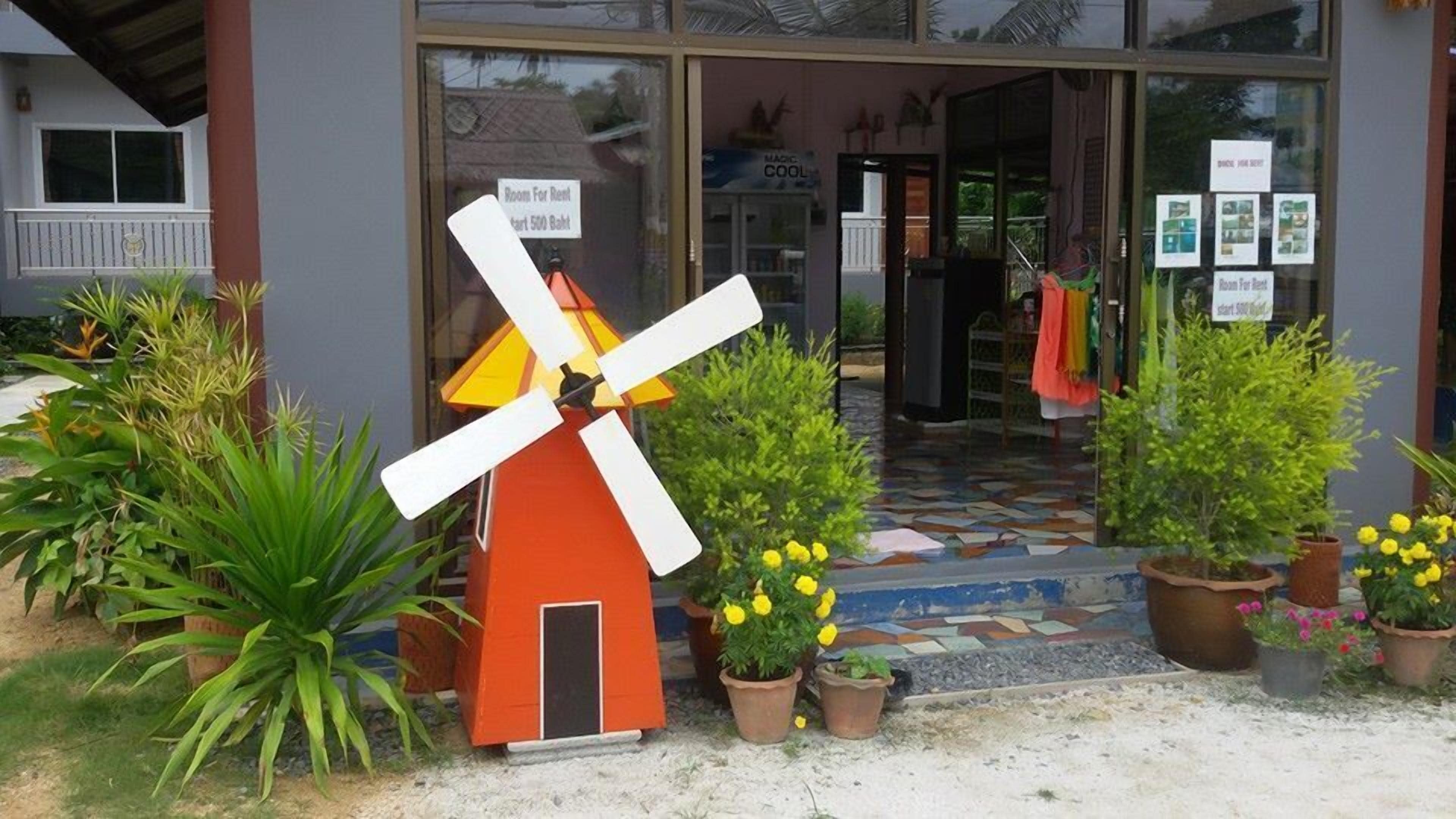 Maehaad Garden Inn
