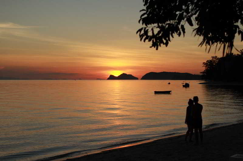 Milky Bay Resort