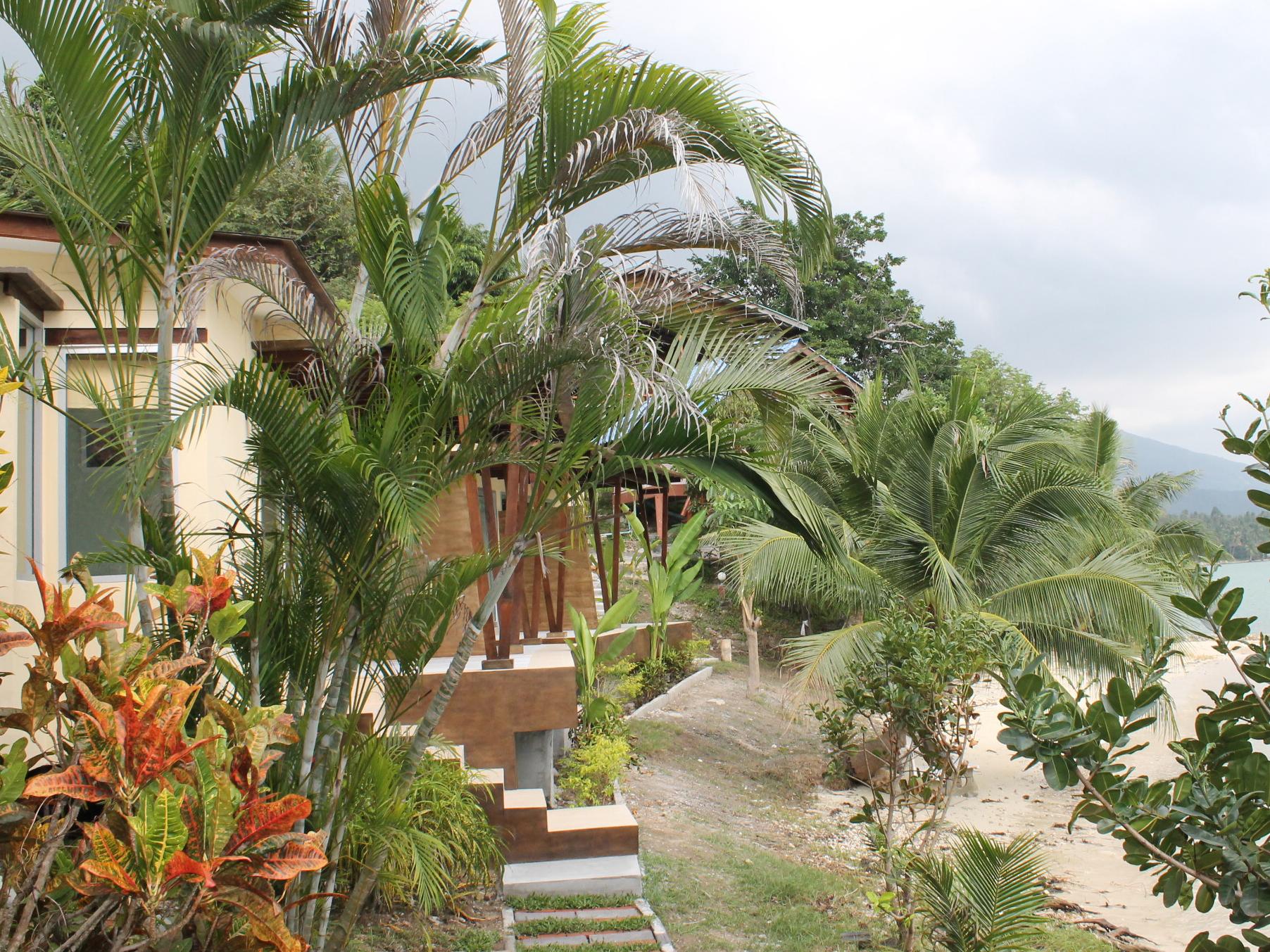 Moon Beach Resort