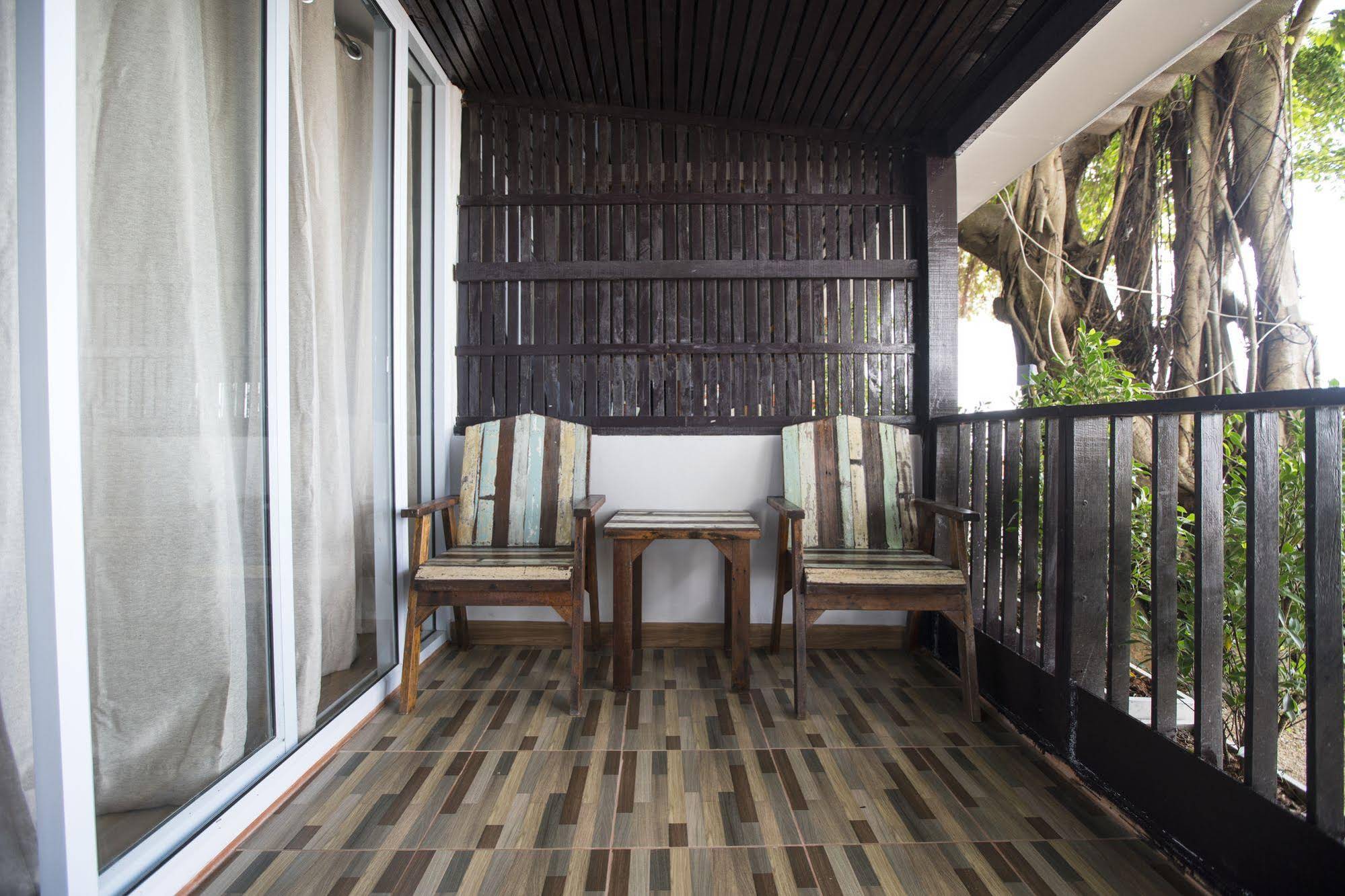Mikasa Beach House Koh Phangan