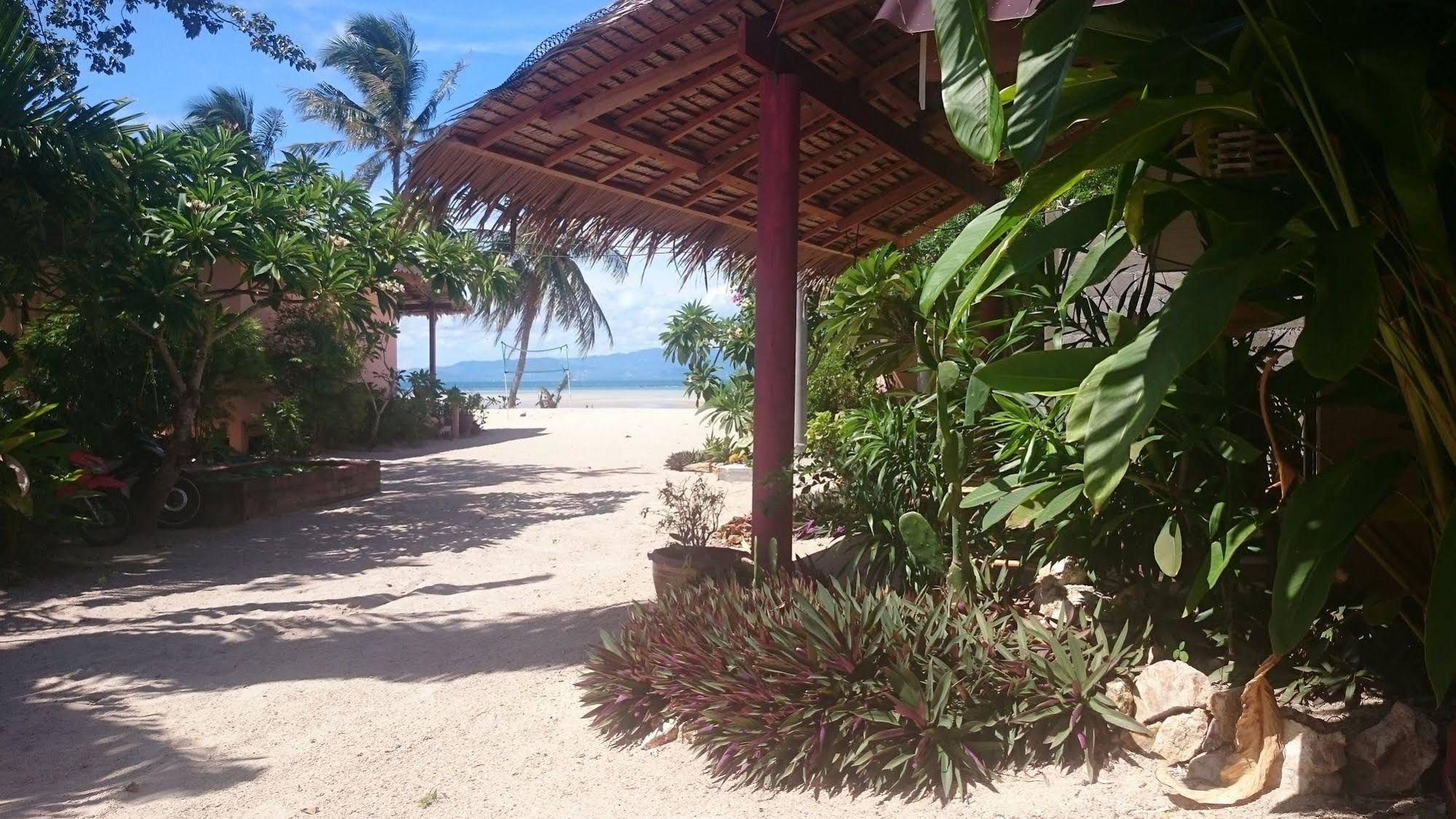 Papillon Bungalows