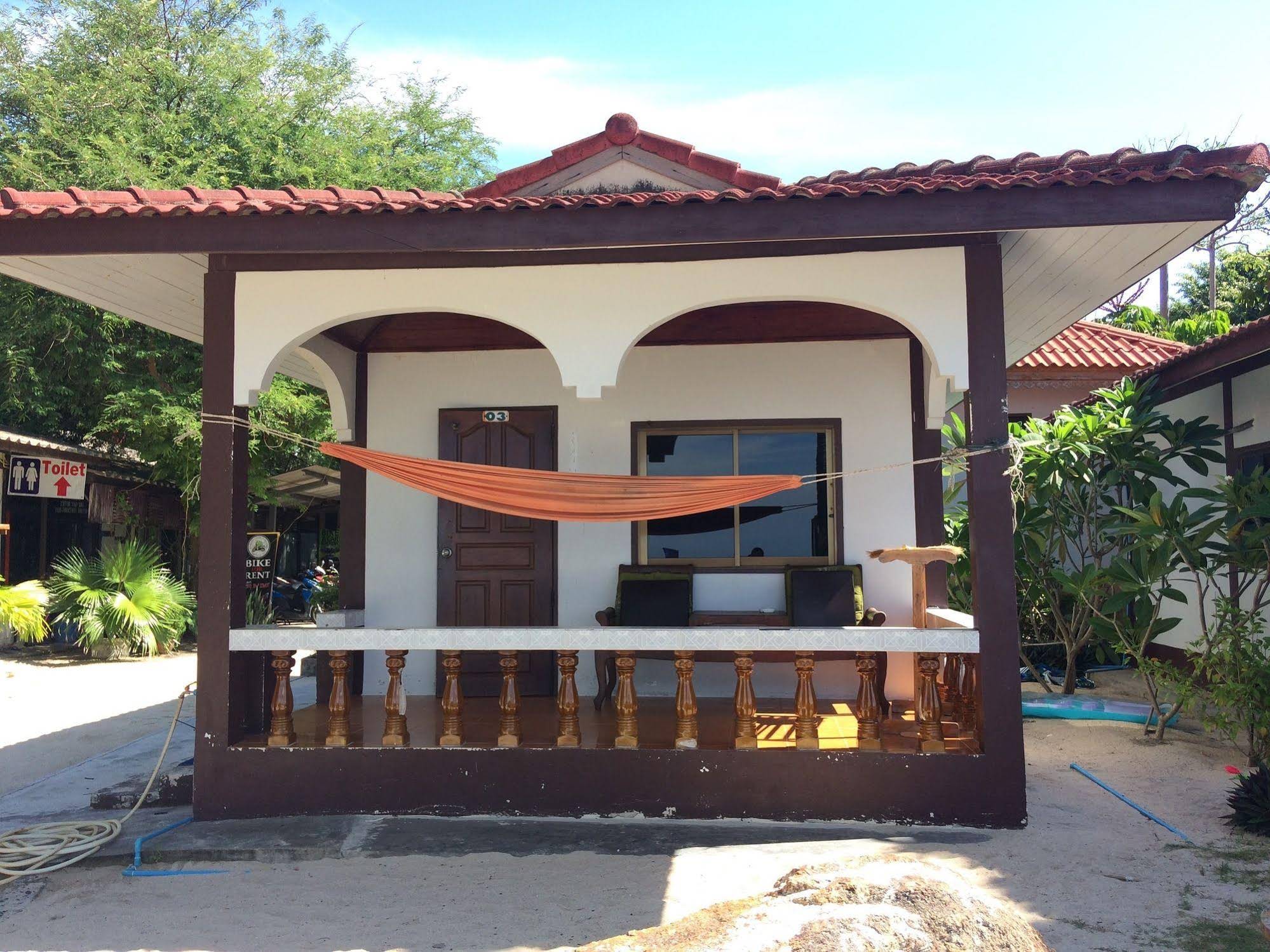 Pen's Bungalow