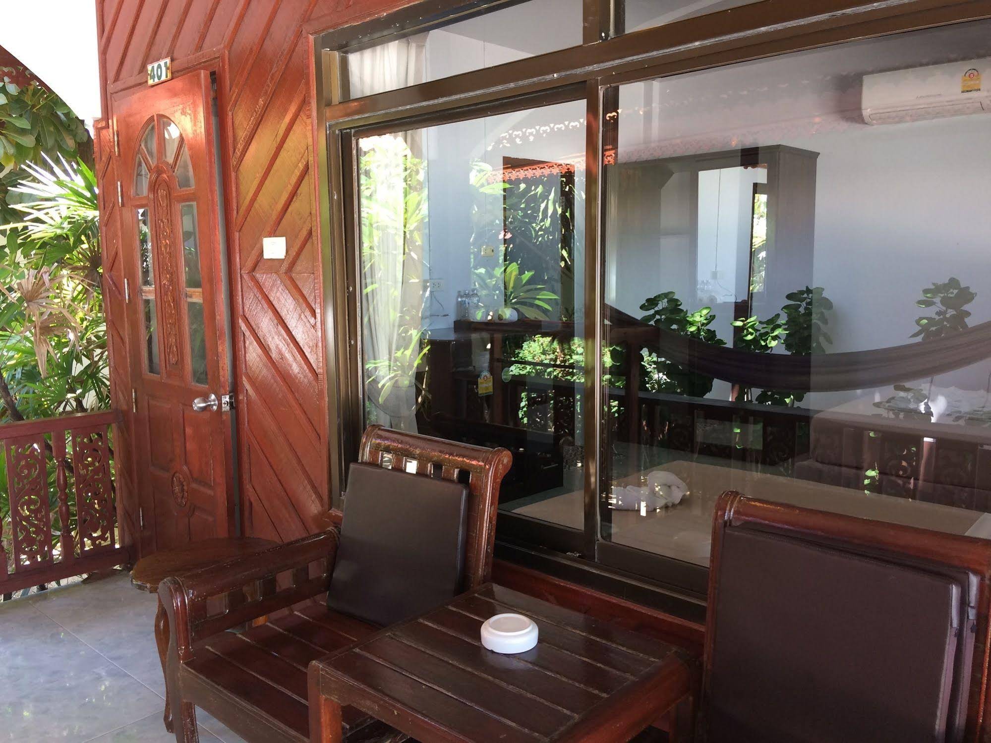 Pen's Bungalow