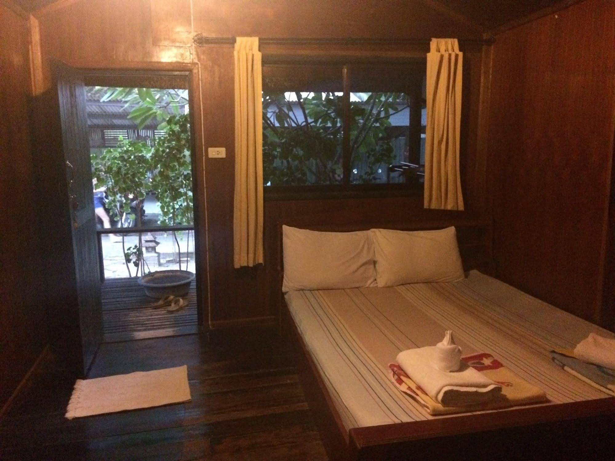 Pen's Bungalow