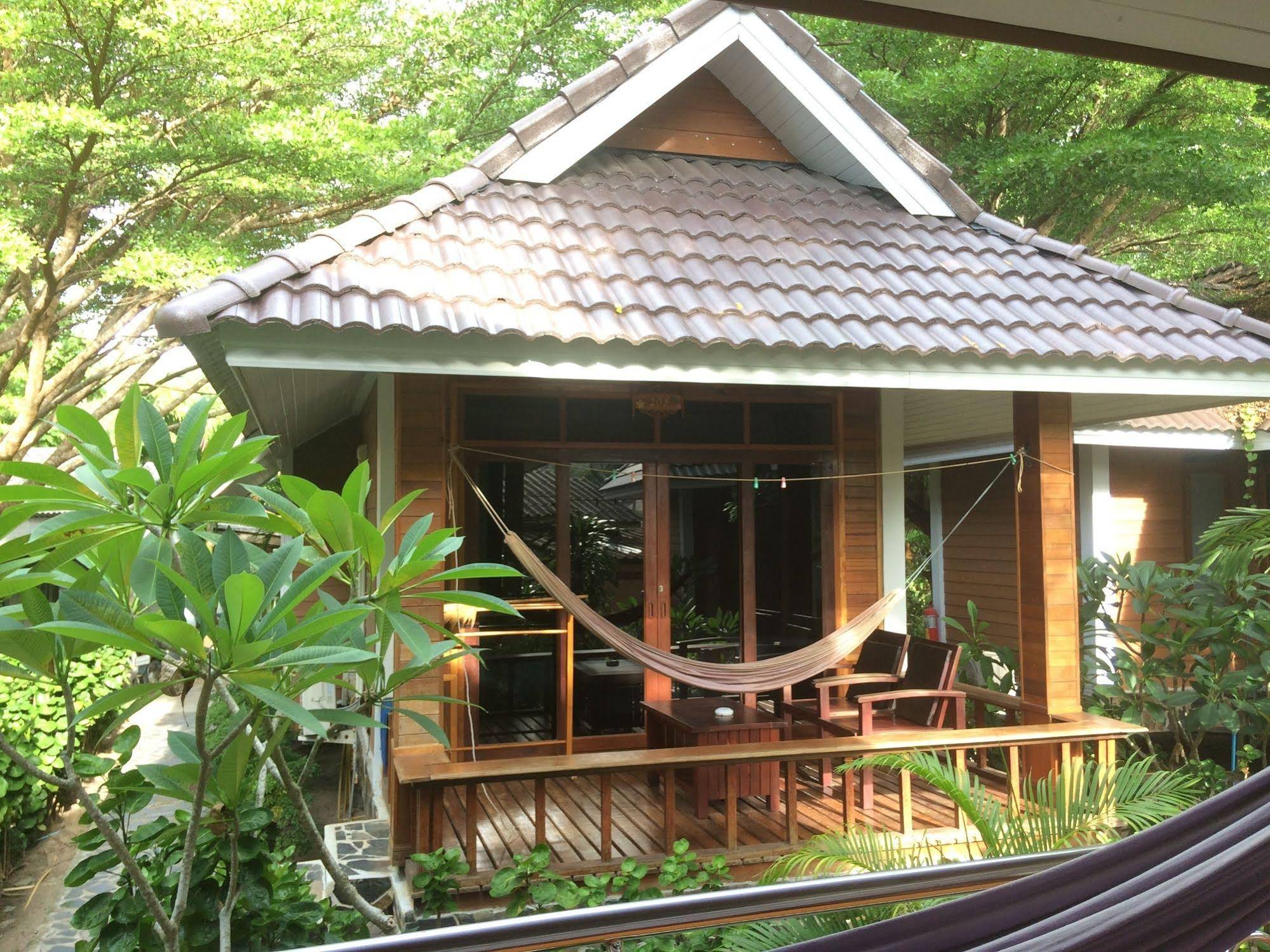 Pen's Bungalow
