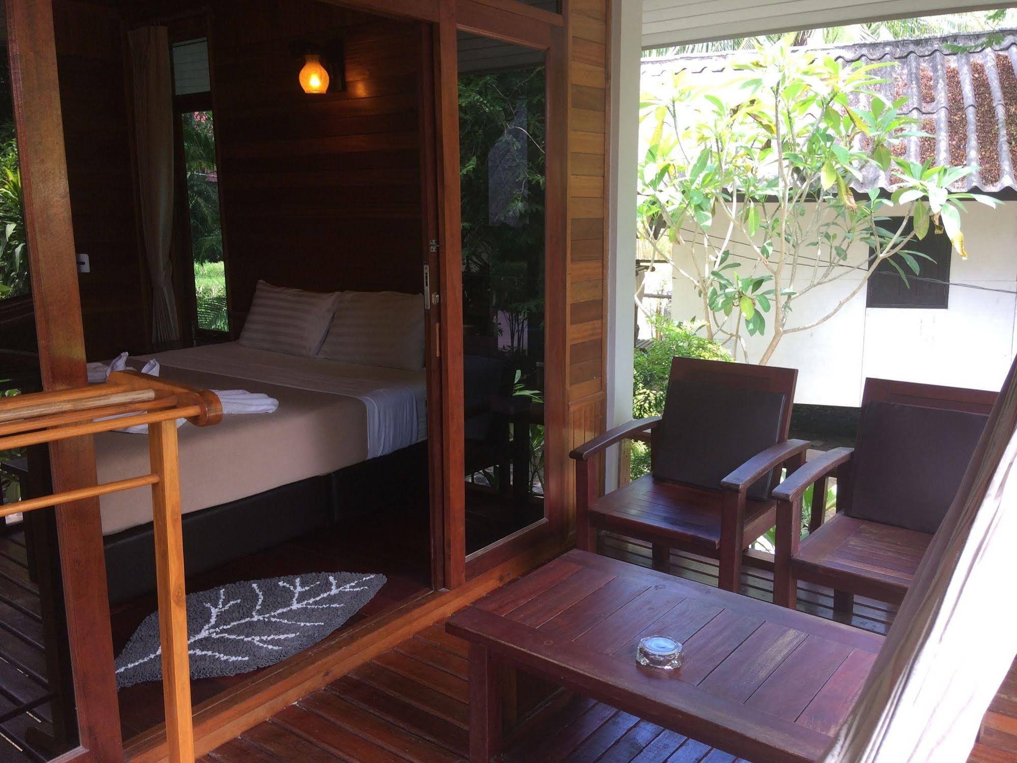 Pen's Bungalow