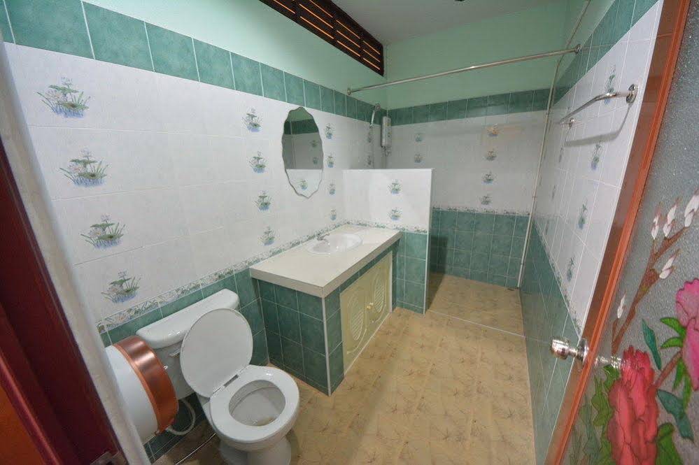 Phangan Barsay Hostel