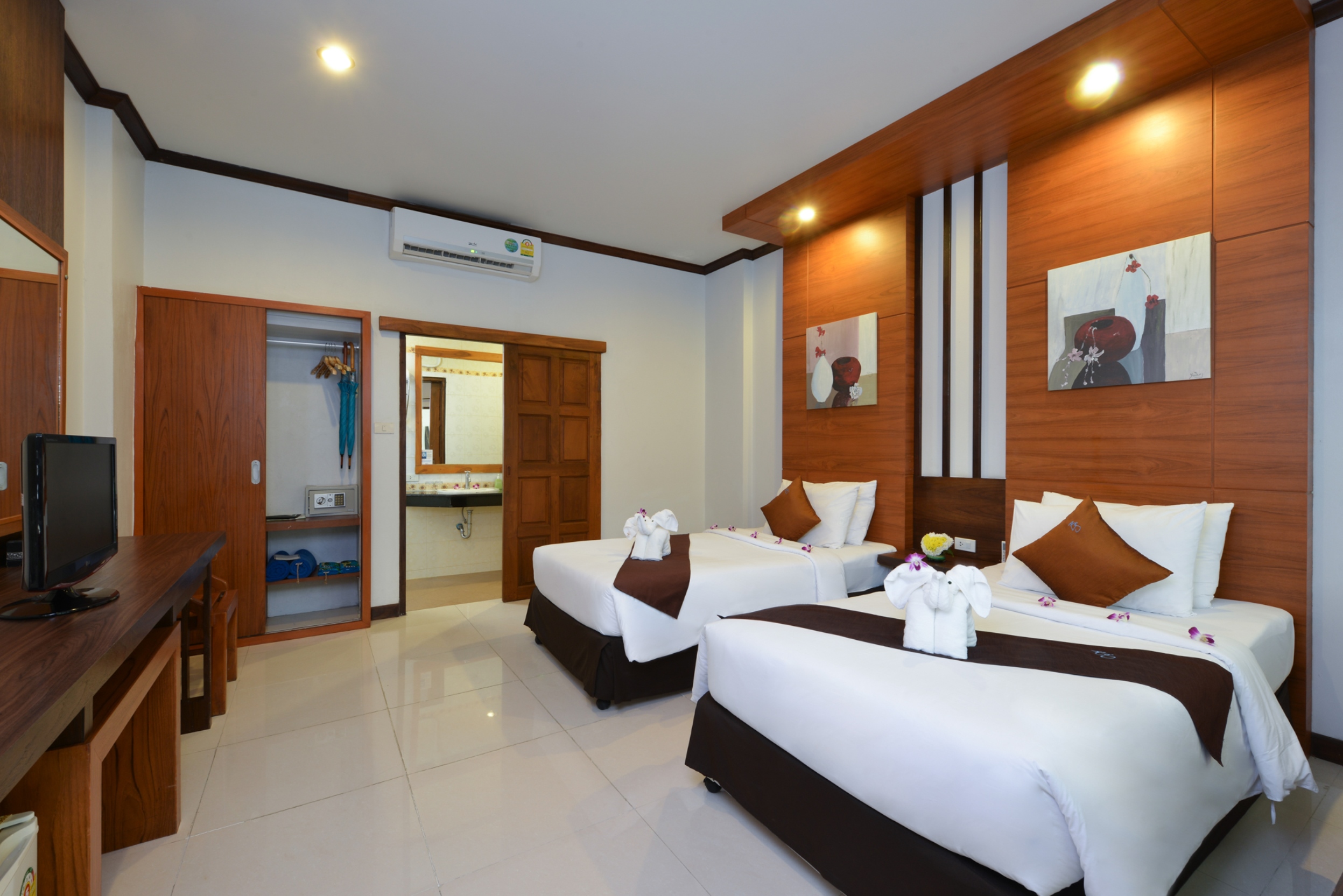 Phangan Bayshore Resort