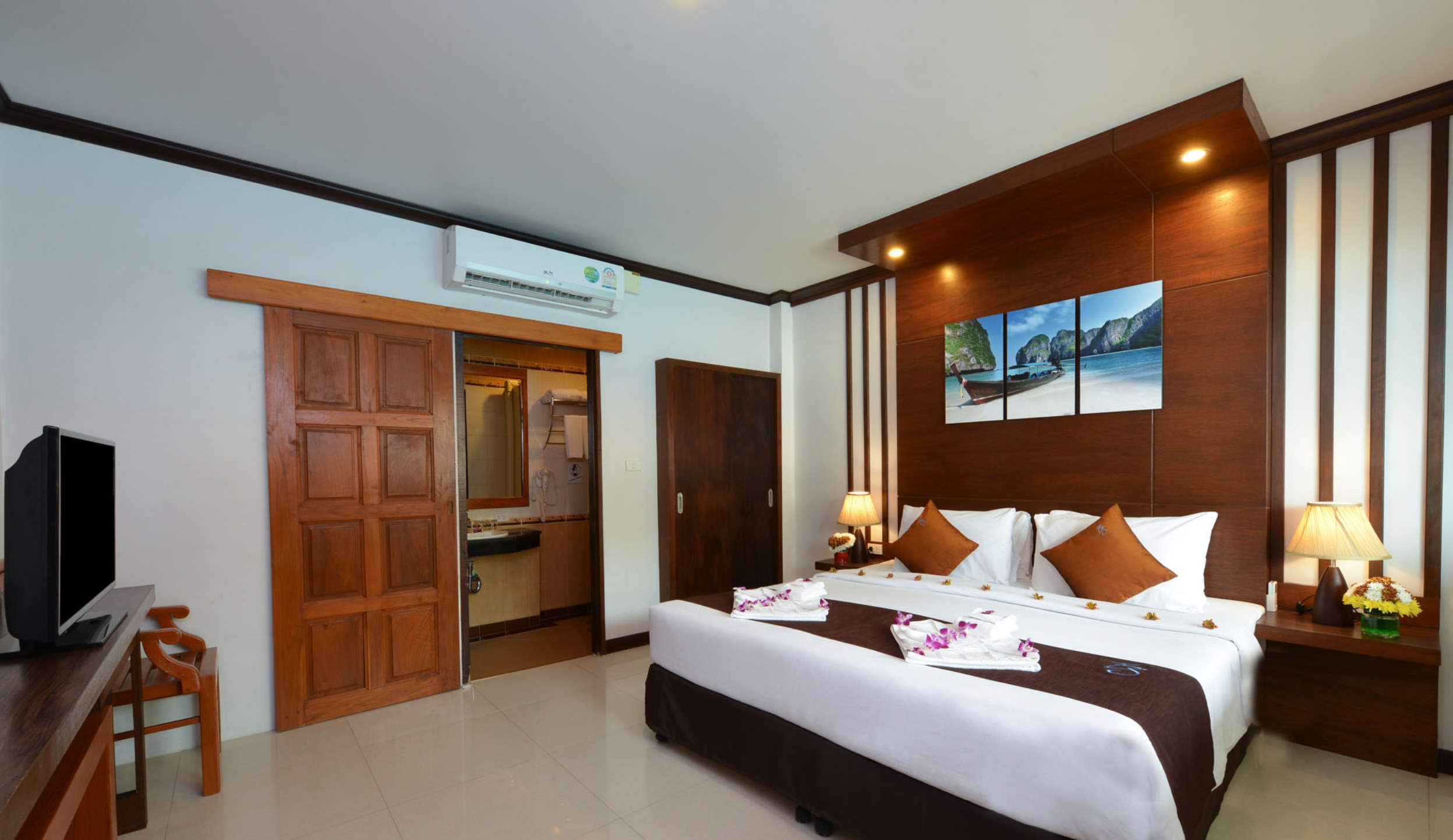 Phangan Bayshore Resort