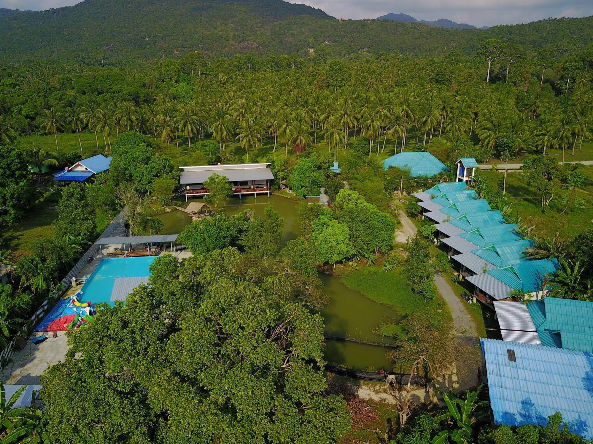 Phangan Farm Stay Resort