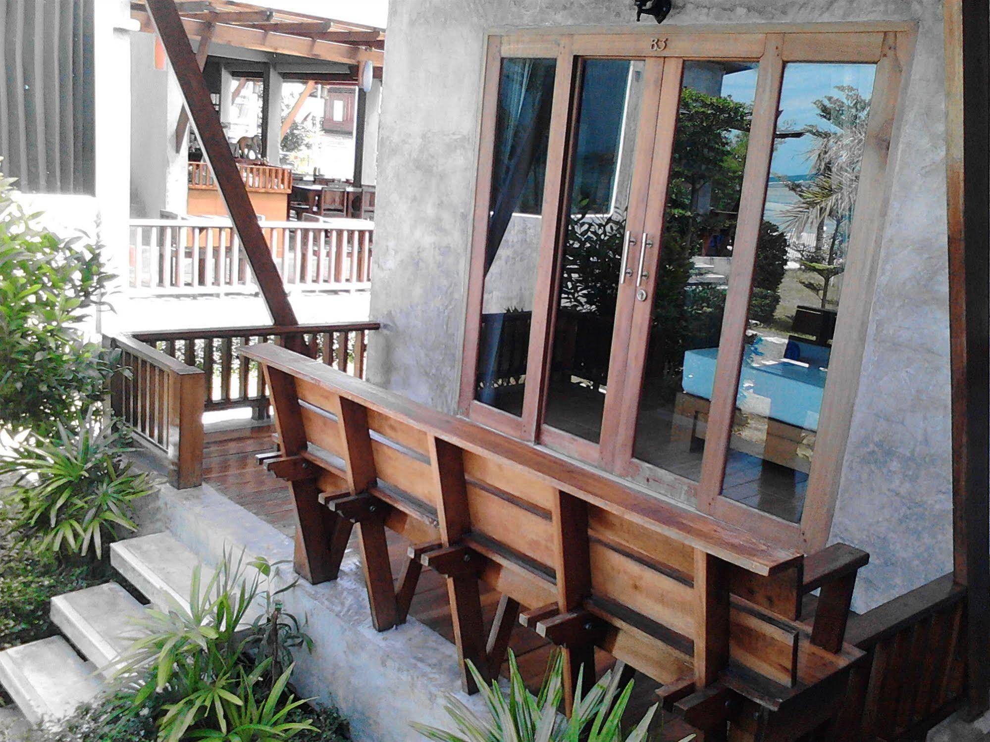 Phangan Palm Beach Resort