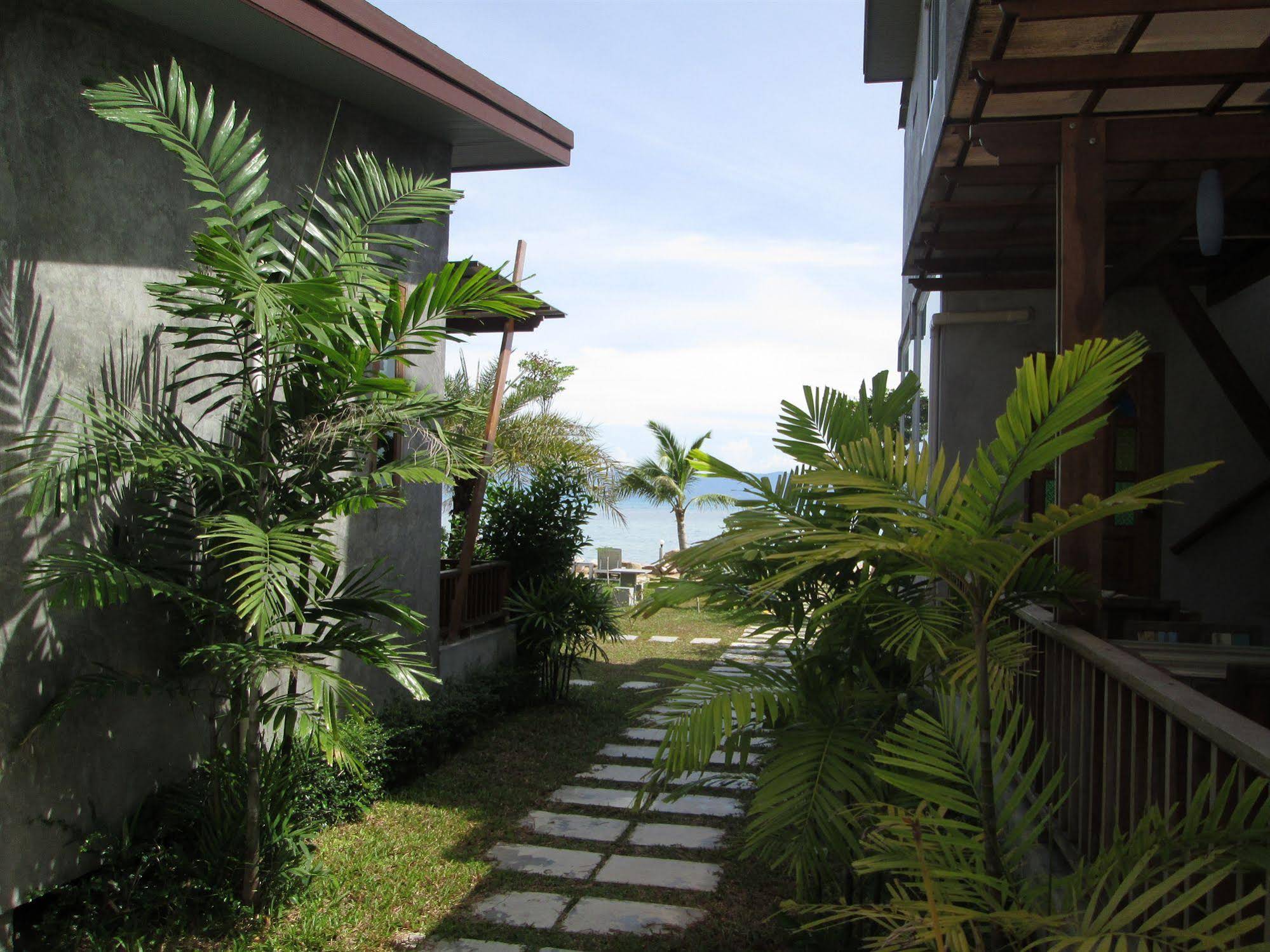 Phangan Palm Beach Resort