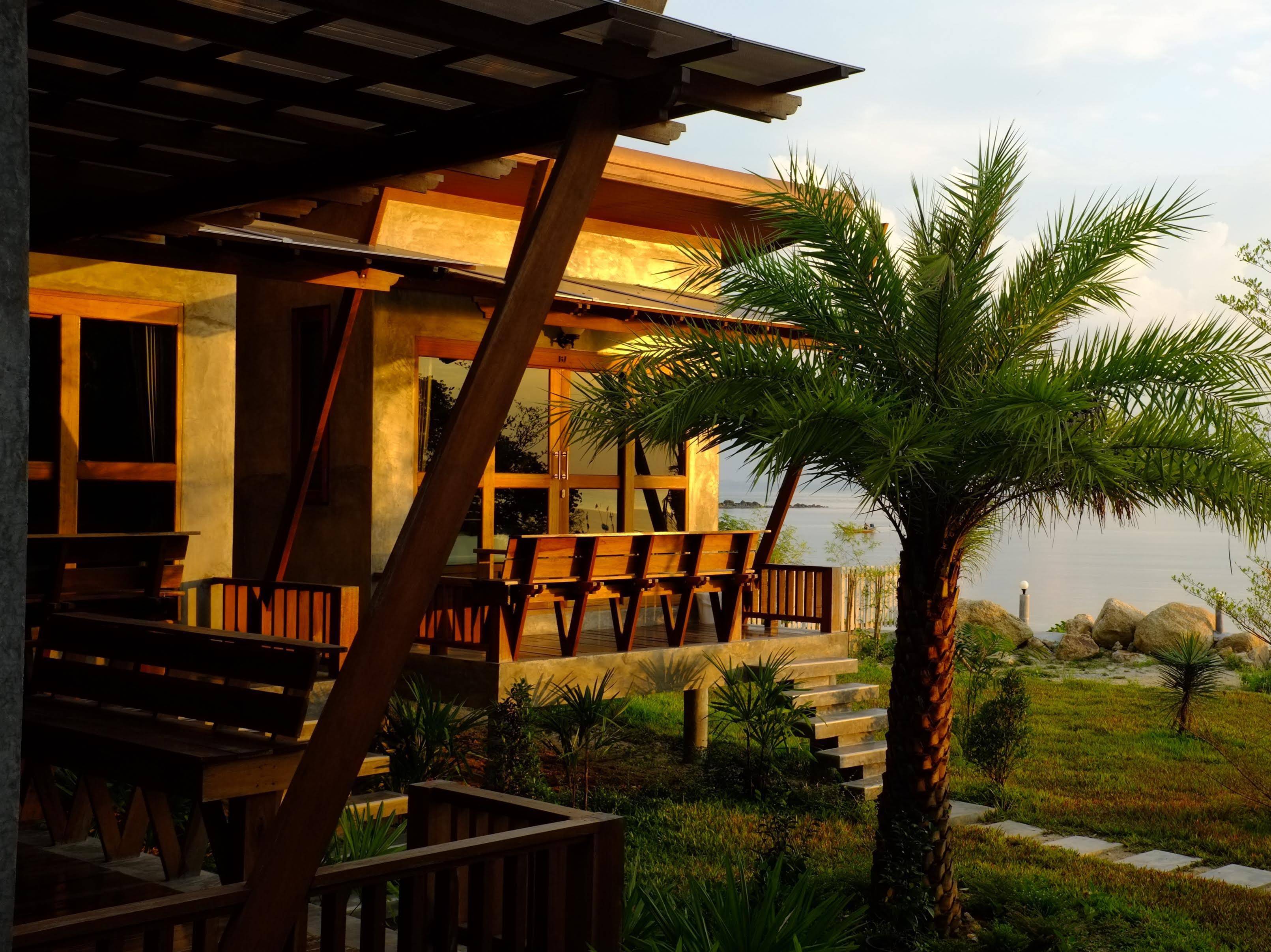 Phangan Palm Beach Resort