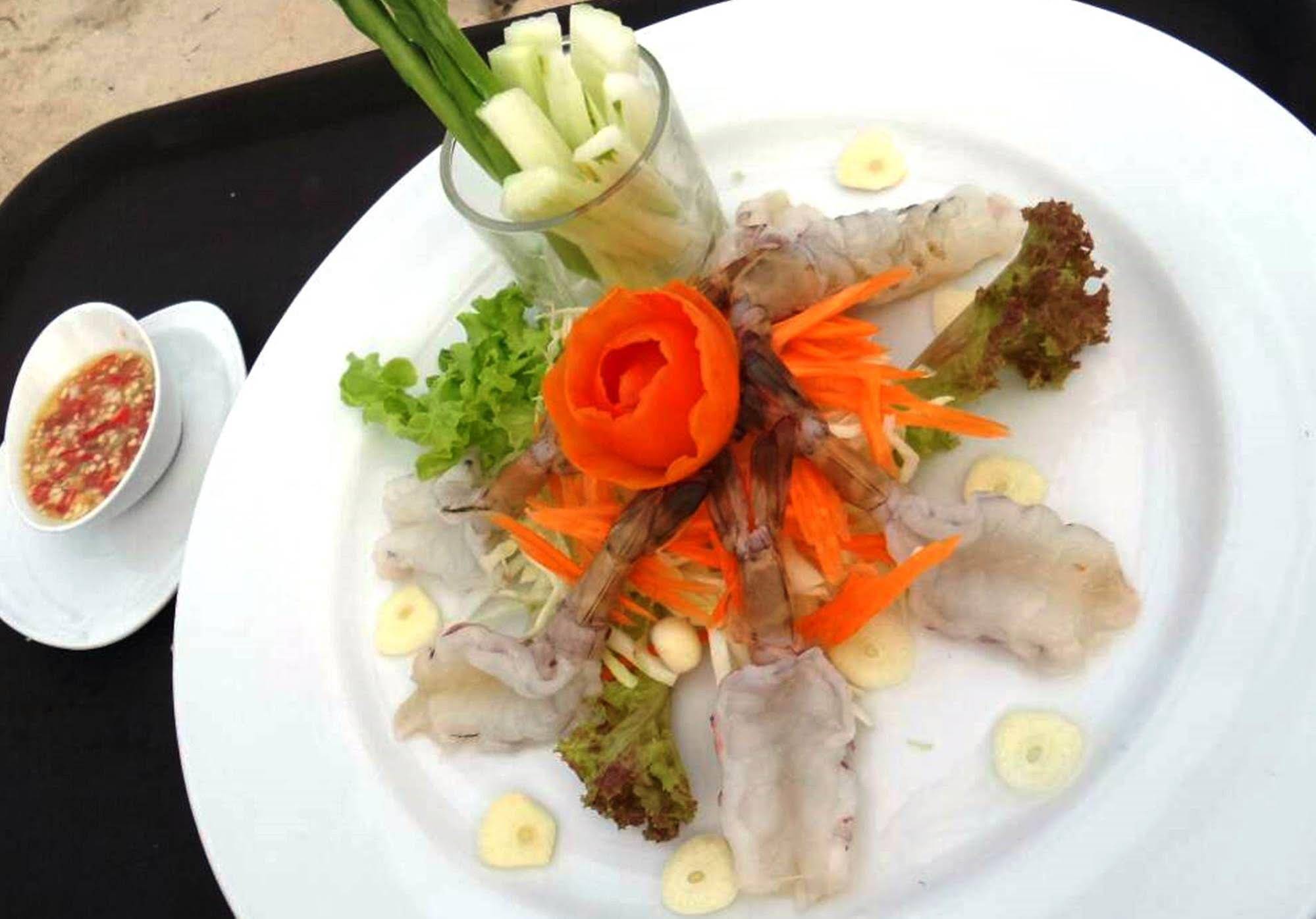 Pingchan Beachfront Resort