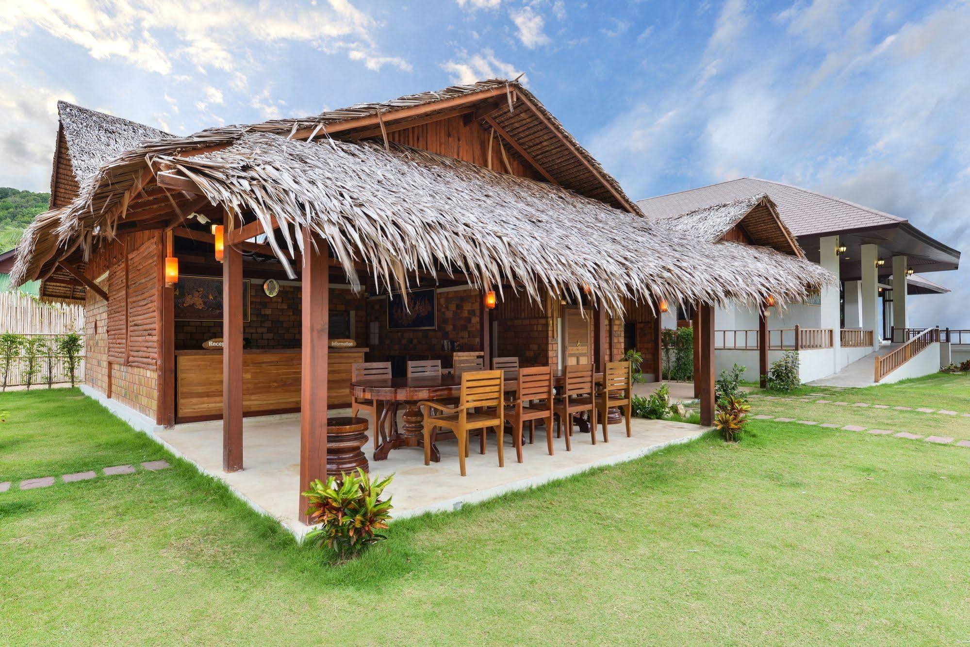Pingchan Beachfront Resort