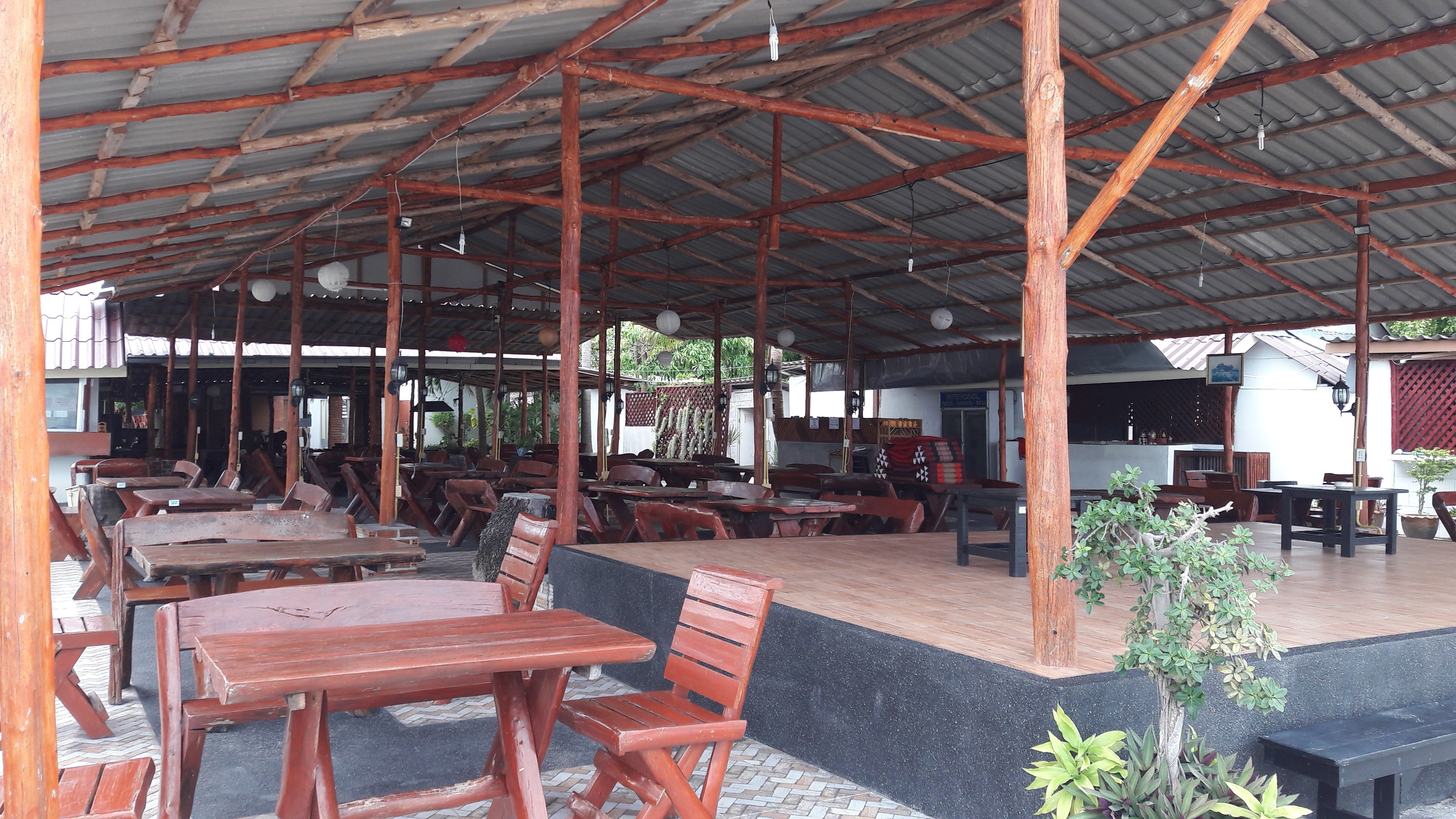 The Relax Beach Resort