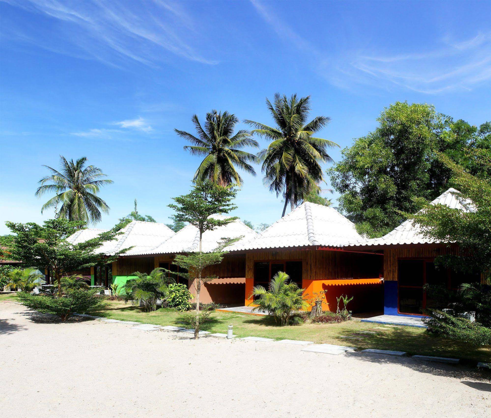 Sabaii Bay Resort