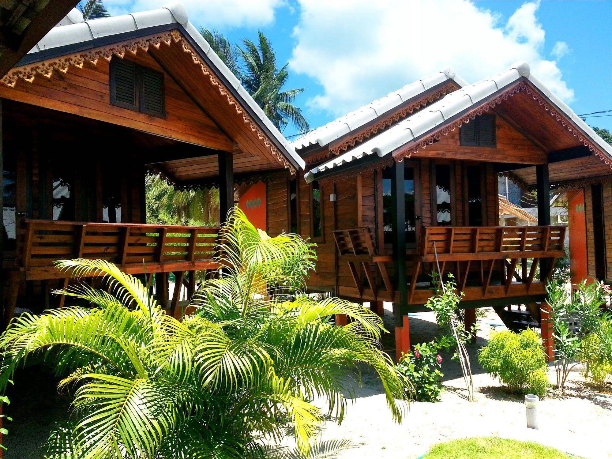 Sabaii Bay Resort
