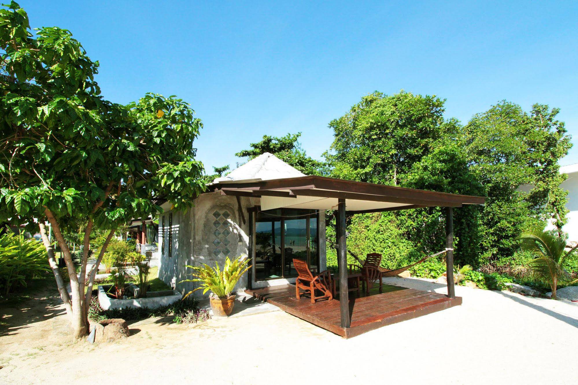 Sabaii Bay Resort